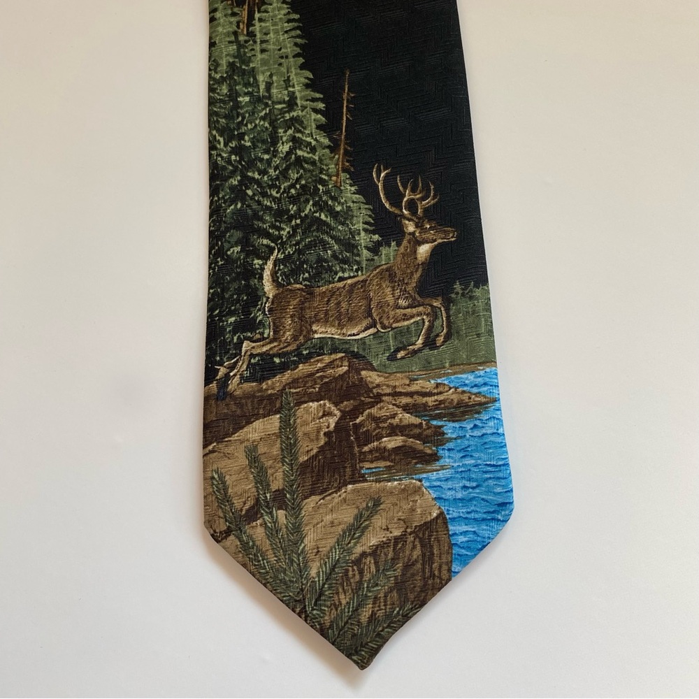 Vintage Tie - Katie Dobson Cundiff "Night‎ Crossing" Leaping Deer